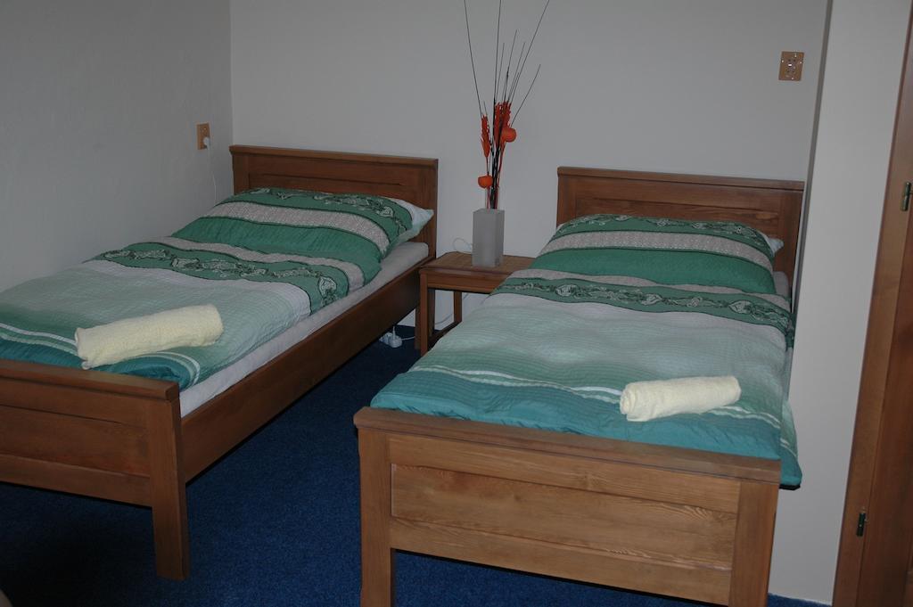Hotel Mrazek Pardubice Kamer foto